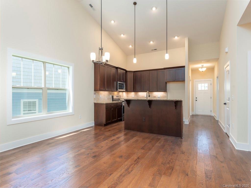 22 Robin Roost Road Asheville, NC 28804 - Photo 10 of 25