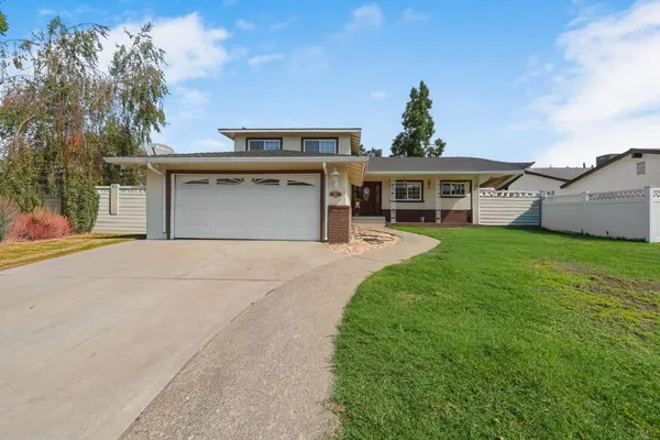 $688,000 | 924 Alpine Avenue, Manteca, CA 95336
