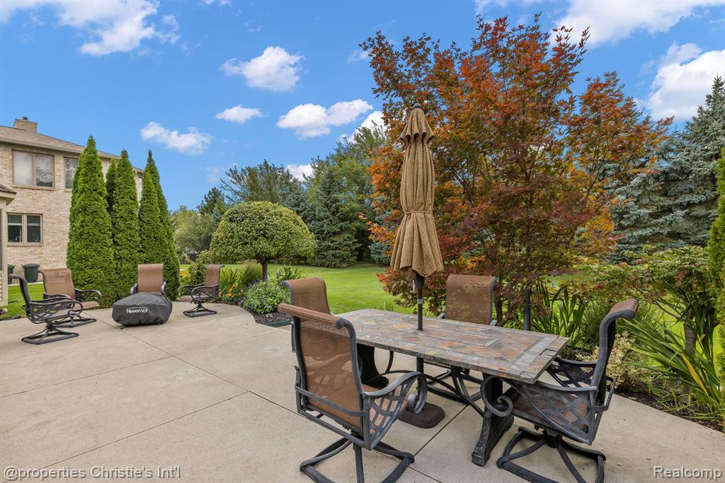 3654 McComb Drive Rochester Hills, MI 48307 - Photo 13 of 49
