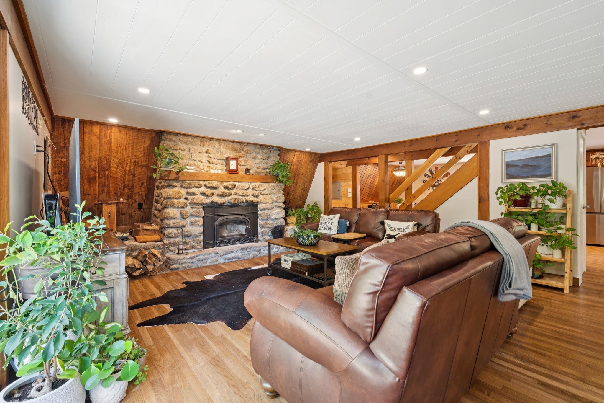 105 East Mountain Road Newport, NH 03773 - Photo 1 of 32