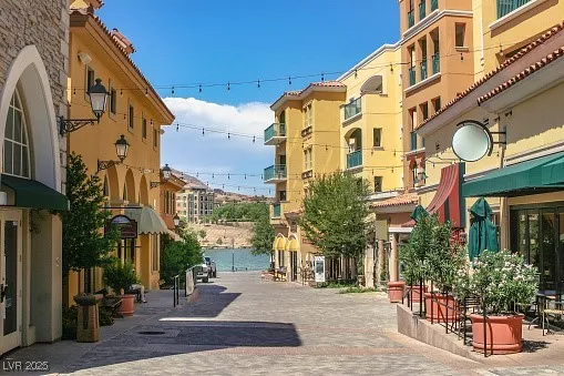 $3,300,000 | 15 Rue Du Rivoli Place, Henderson, NV 89011