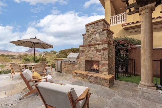 $3,300,000 | 15 Rue Du Rivoli Place, Henderson, NV 89011