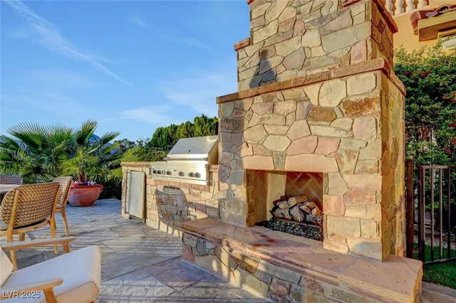 $3,300,000 | 15 Rue Du Rivoli Place, Henderson, NV 89011