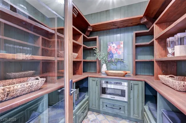 $3,300,000 | 15 Rue Du Rivoli Place, Henderson, NV 89011