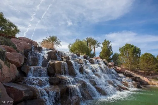 $3,300,000 | 15 Rue Du Rivoli Place, Henderson, NV 89011