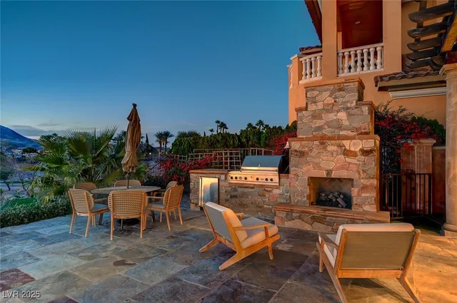 $3,300,000 | 15 Rue Du Rivoli Place, Henderson, NV 89011