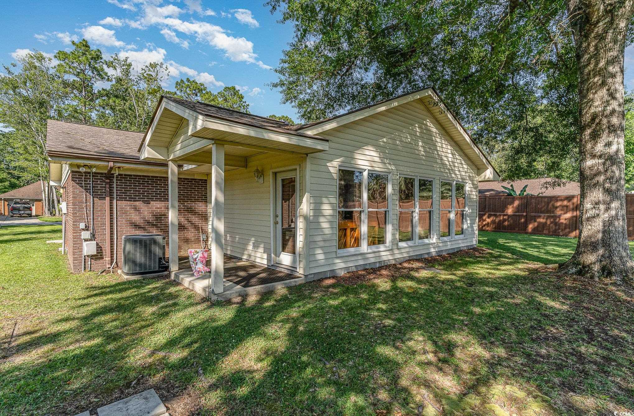 211 Hunters Road Myrtle Beach, SC 29579 - Photo 4 of 31 Gallery Image 4