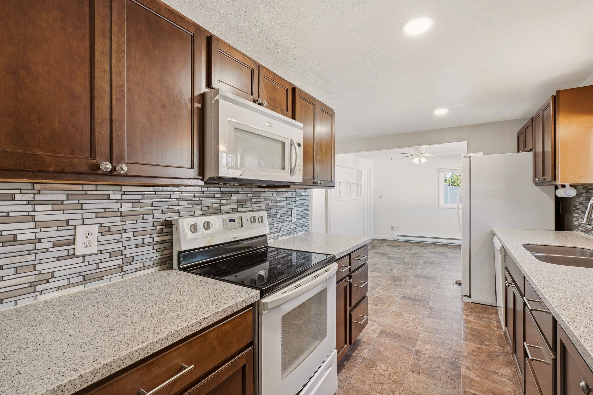4217 North Madison Street Spokane, WA 99205 - Photo 13 of 30