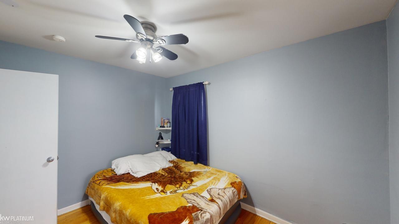 1460 Hampton Road Mount Clemens, MI 48043 - Photo 18 of 32 50137778-0753883c-8f5b-4710-9bd7-9cb90f3458ad.JPG