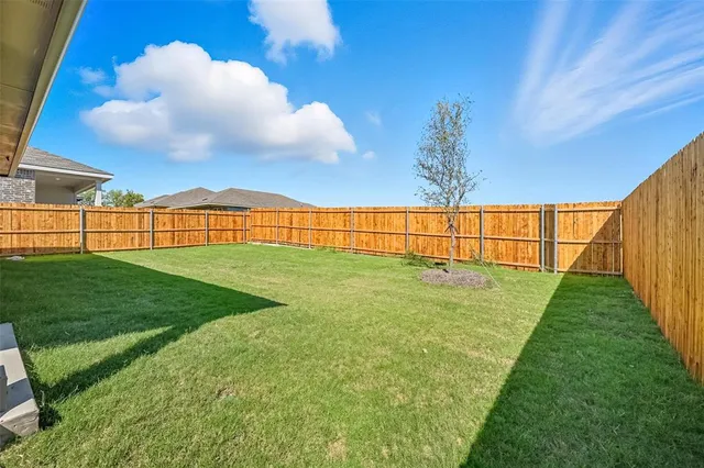 $1,875 | 3427 Rendezvous Way, Sherman, TX 75090