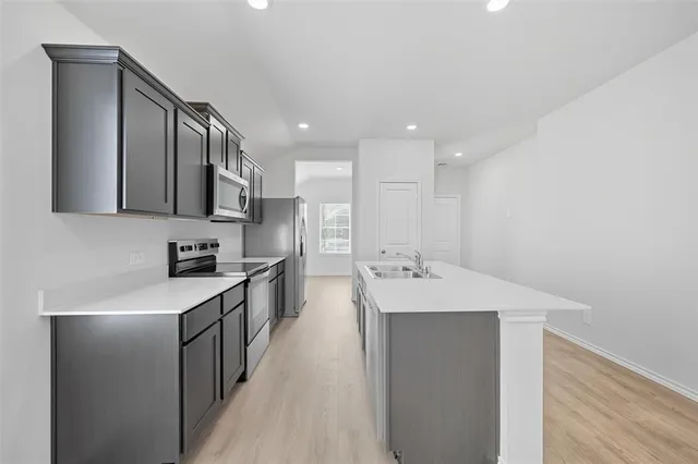 $1,875 | 3427 Rendezvous Way, Sherman, TX 75090