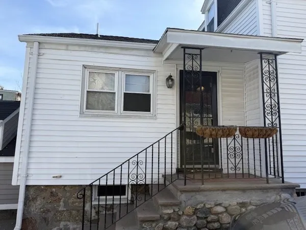 $3,000 | 5 Larose Place, Unit 1, Boston, MA 02135