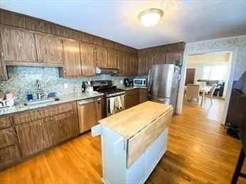 $3,000 | 5 Larose Place, Unit 1, Boston, MA 02135