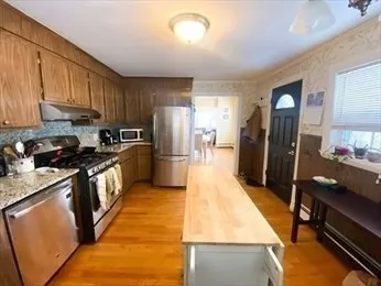 $3,000 | 5 Larose Place, Unit 1, Boston, MA 02135