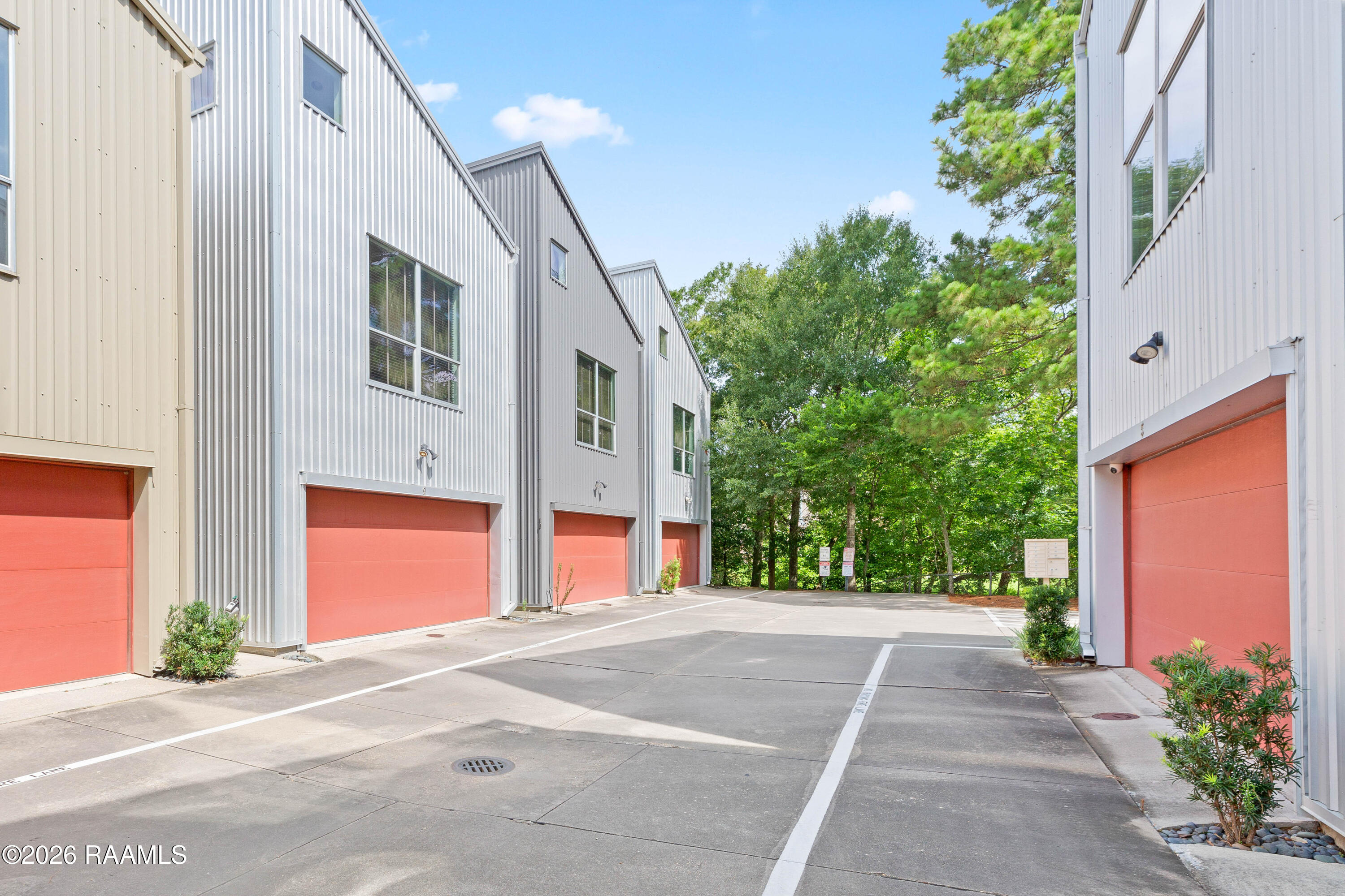 1201 South College Road, Unit 9 Lafayette, LA 70503 - Photo 24 of 26 1201 S College Lafayette-5