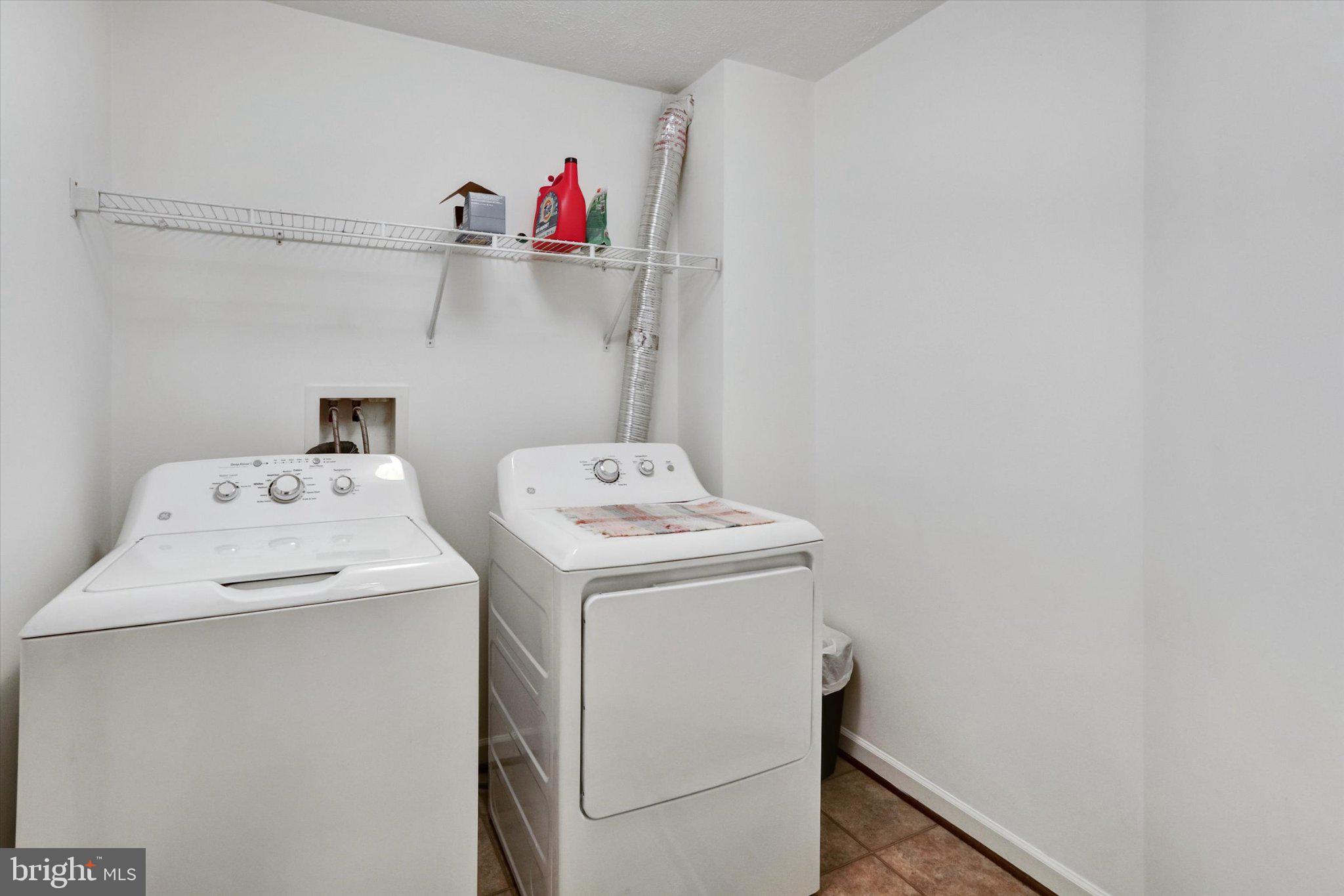 9663 Davison Road Middle River, MD 21220 - Photo 34 of 45 a utility room with dryer and washer