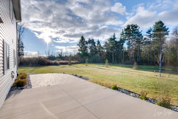 $415,000 | 1309 Waterpoint Court, Whitehall, MI 49461