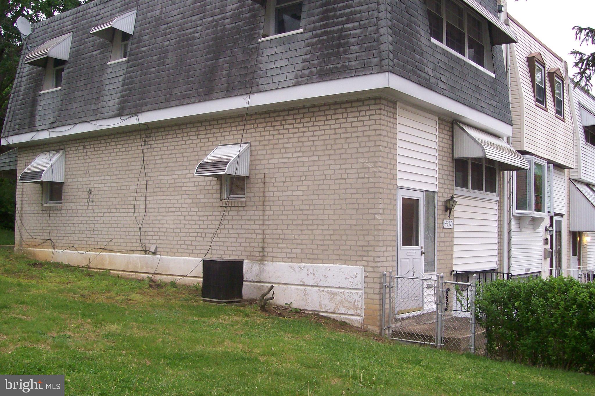 4217 Lawnside Road Philadelphia, PA 19154 - Photo 3 of 38 Gallery Image 3
