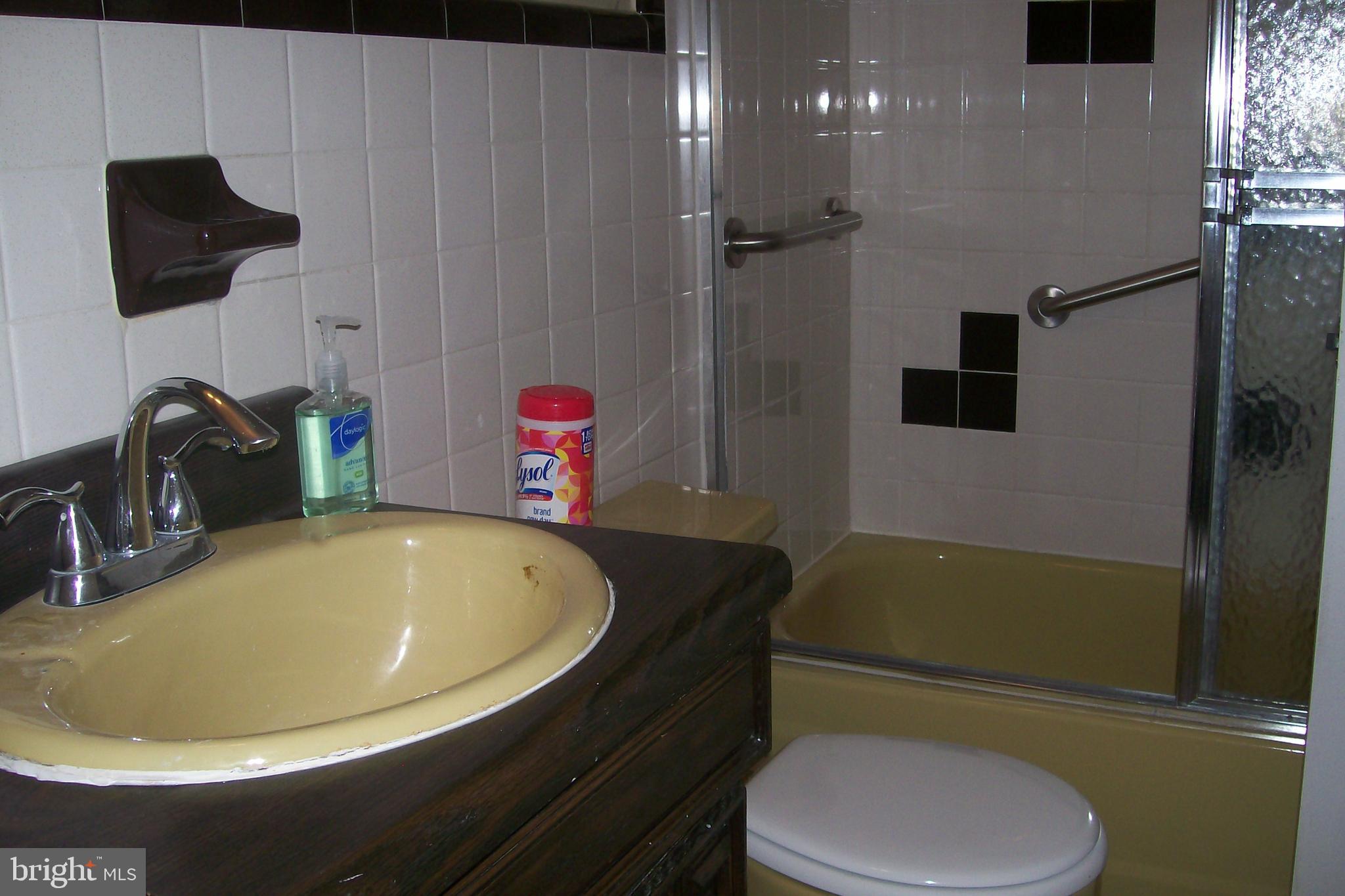 4217 Lawnside Road Philadelphia, PA 19154 - Photo 24 of 38 Gallery Image 24