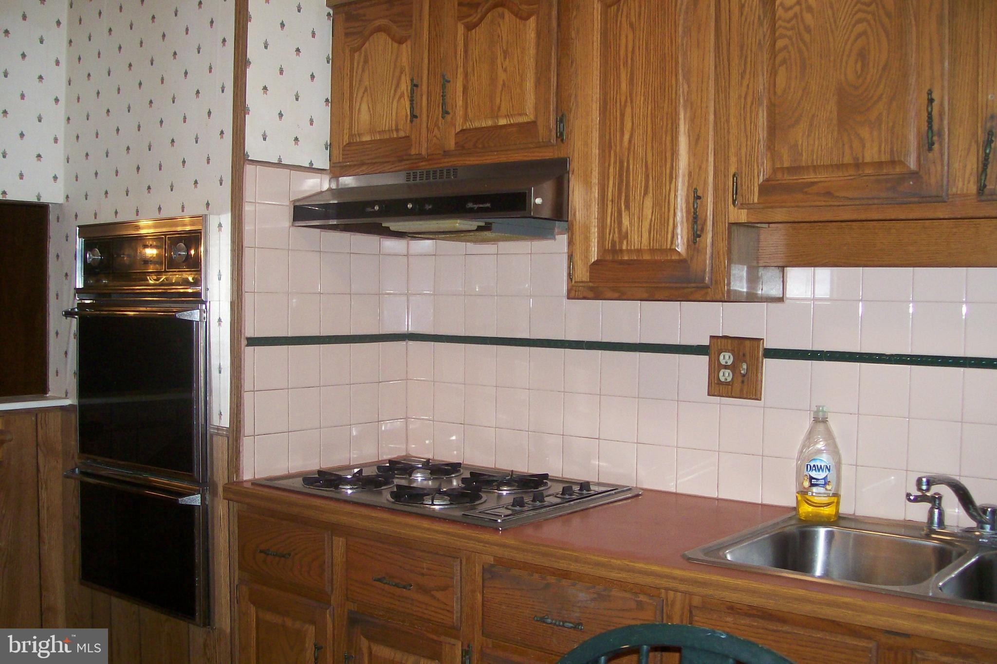 4217 Lawnside Road Philadelphia, PA 19154 - Photo 9 of 38 Gallery Image 9