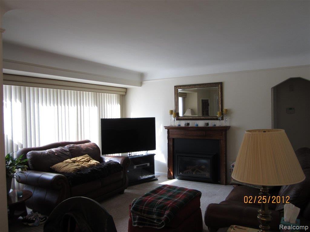 15536 Champaign Road Allen Park, MI 48101 - Photo 12 of 22 Chapaign 002.jpg