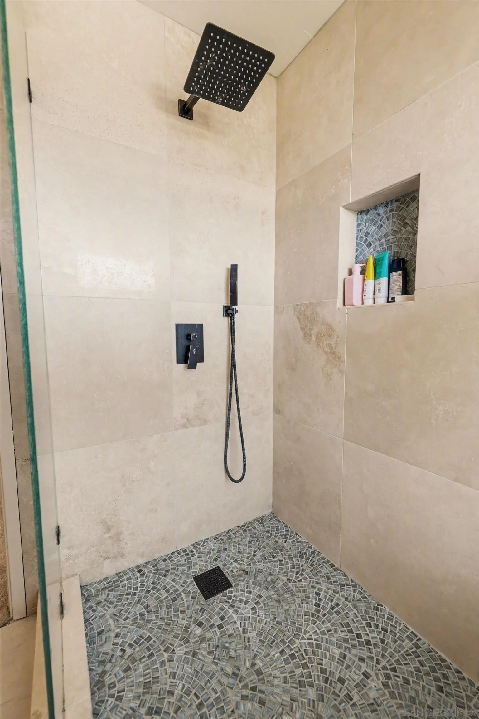 2345 Altisma Way, Unit A Carlsbad, CA 92009 - Photo 14 of 22