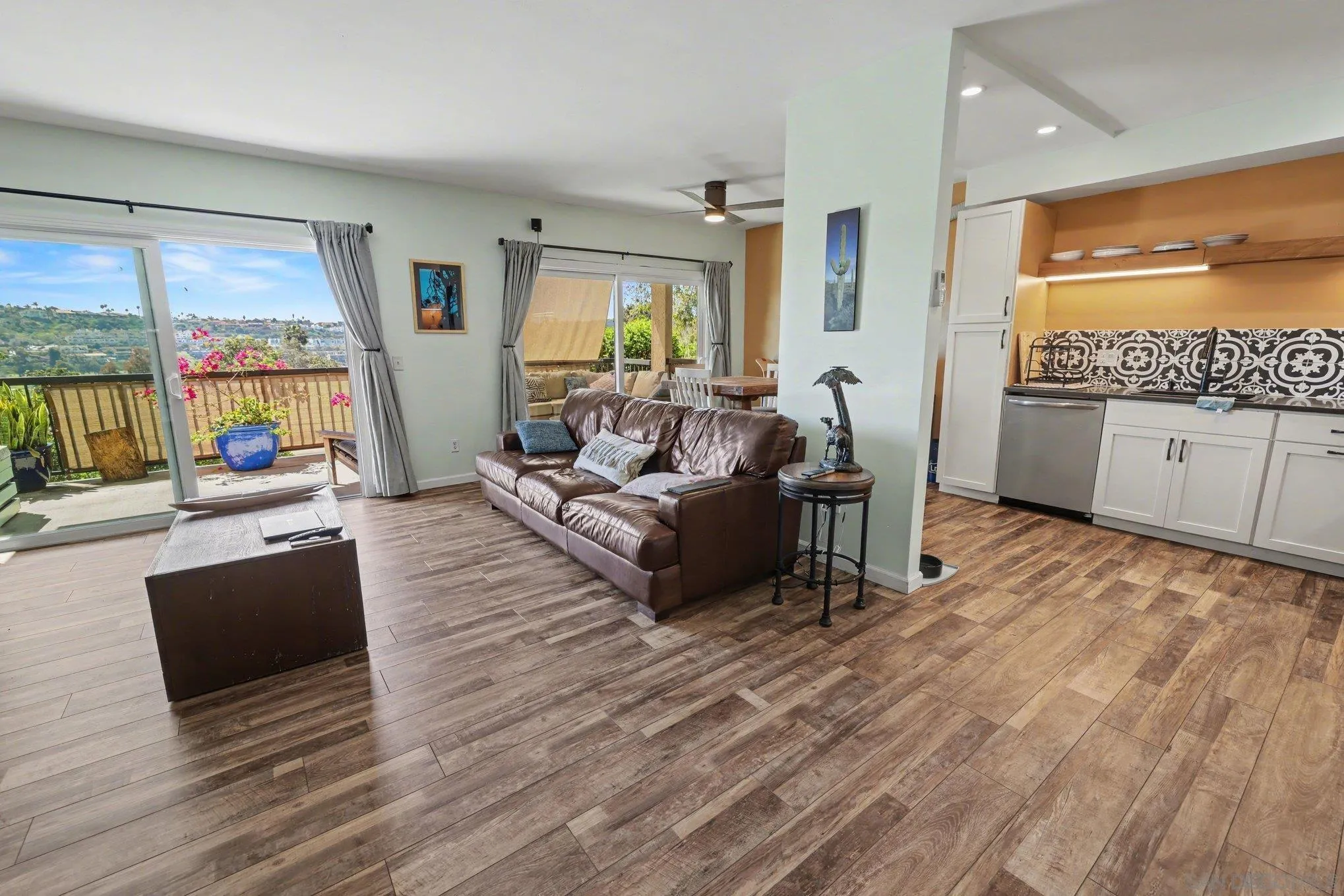 2345 Altisma Way, Unit A Carlsbad, CA 92009 - Photo 3 of 22