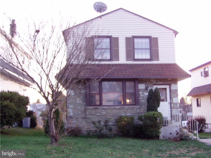 604 Colebrook Road Philadelphia, PA 19115 - Photo 2 of 3 Gallery Image 2