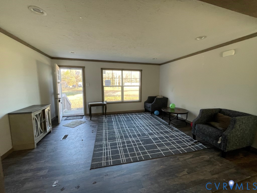 97 Buster Lane West Point, VA 23181 - Photo 8 of 32