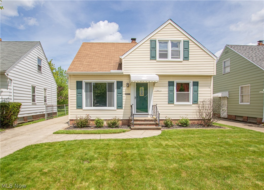 12923 Carpenter Road Cleveland, OH 44125 - Photo 1 of 20