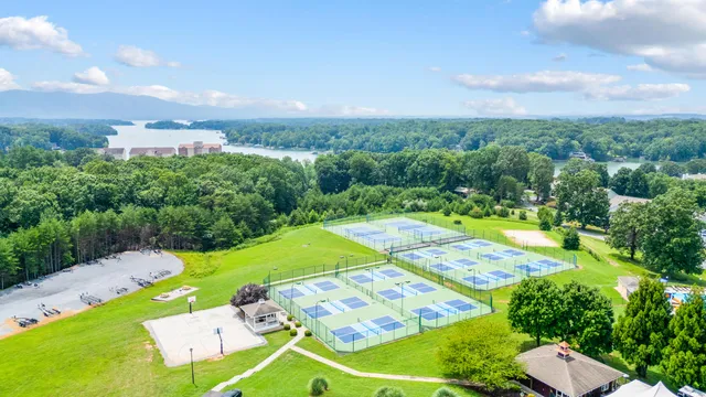 $450,000 | 1245 Graves Harbor Trail, Unit 212, Huddleston, VA 24104