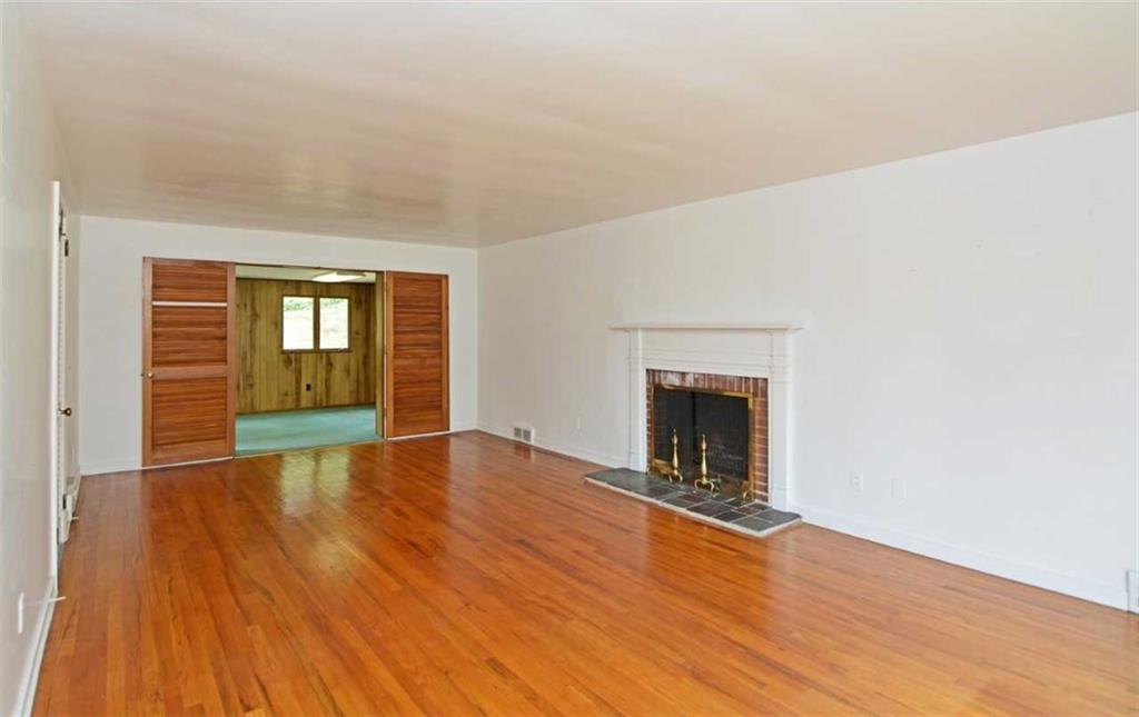 641 Ravencrest Road Pittsburgh, PA 15215 - Photo 6 of 20 Gallery Image 6