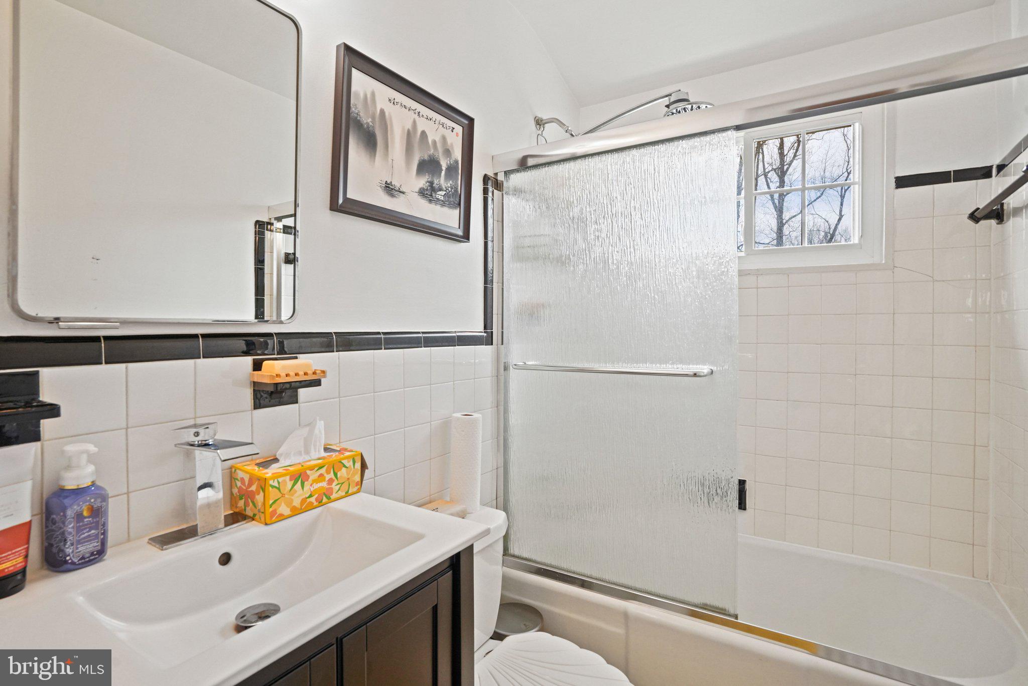 5336 Pooks Hill Road, Unit 5336 Bethesda, MD 20814 - Photo 23 of 35