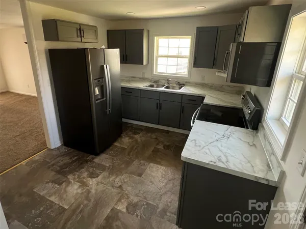 $2,100 | 428 Folk Street Northwest, Lenoir, NC 28645