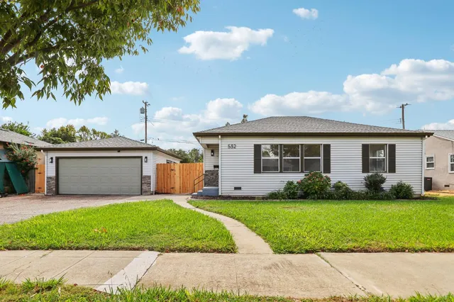 $439,000 | 532 Louie Avenue, Lodi, CA 95240