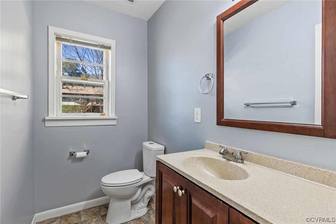 9018 Tweed Road Henrico, VA 23228 - Photo 29 of 32 Gallery Image 29