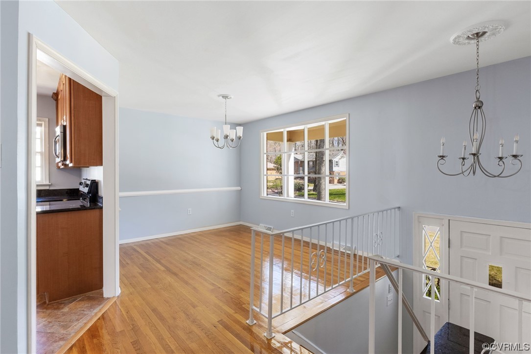 9018 Tweed Road Henrico, VA 23228 - Photo 9 of 32 Gallery Image 9