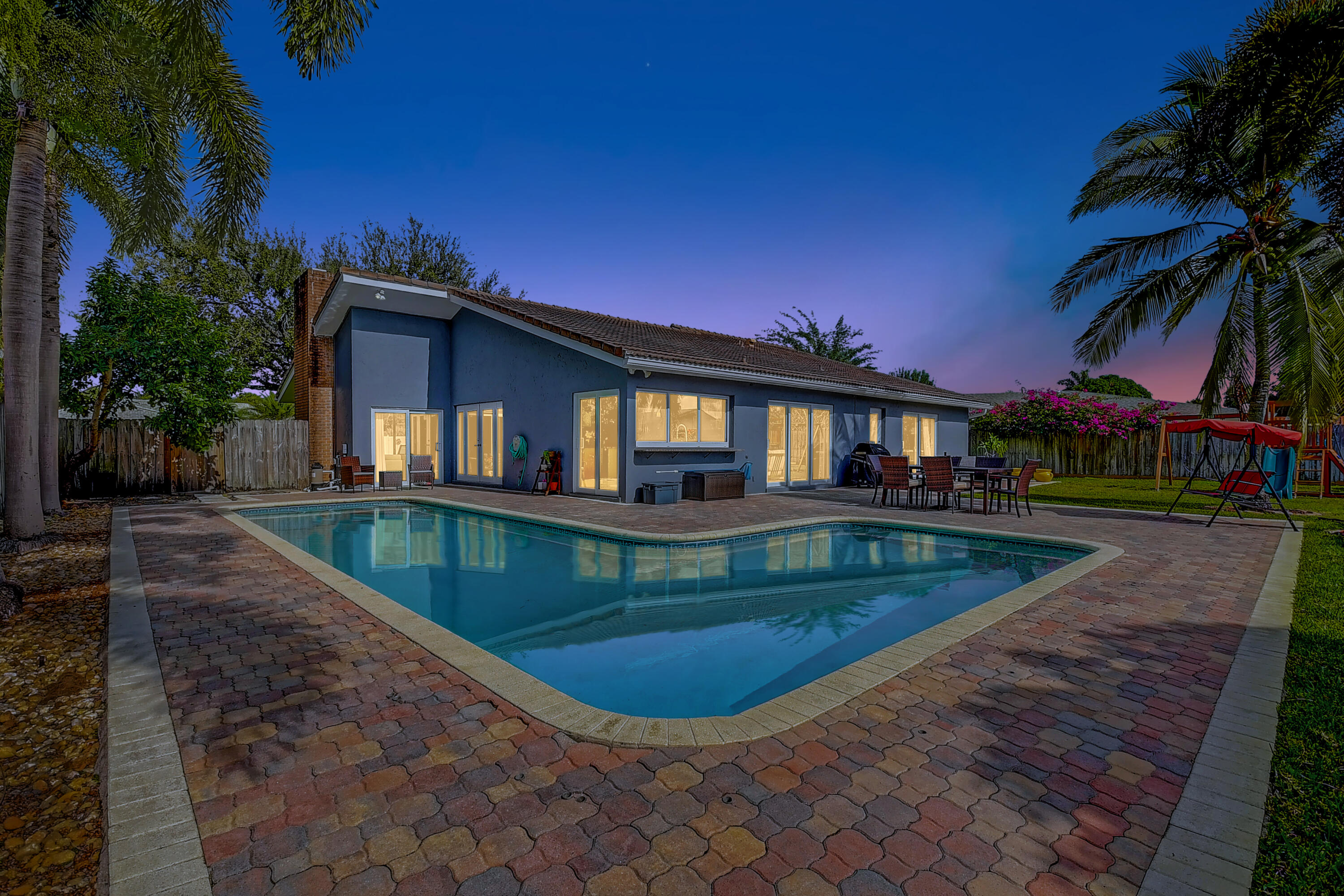 1424 Southwest 13th Street Boca Raton, FL 33486 - Photo 5 of 35 Pool/Patio
