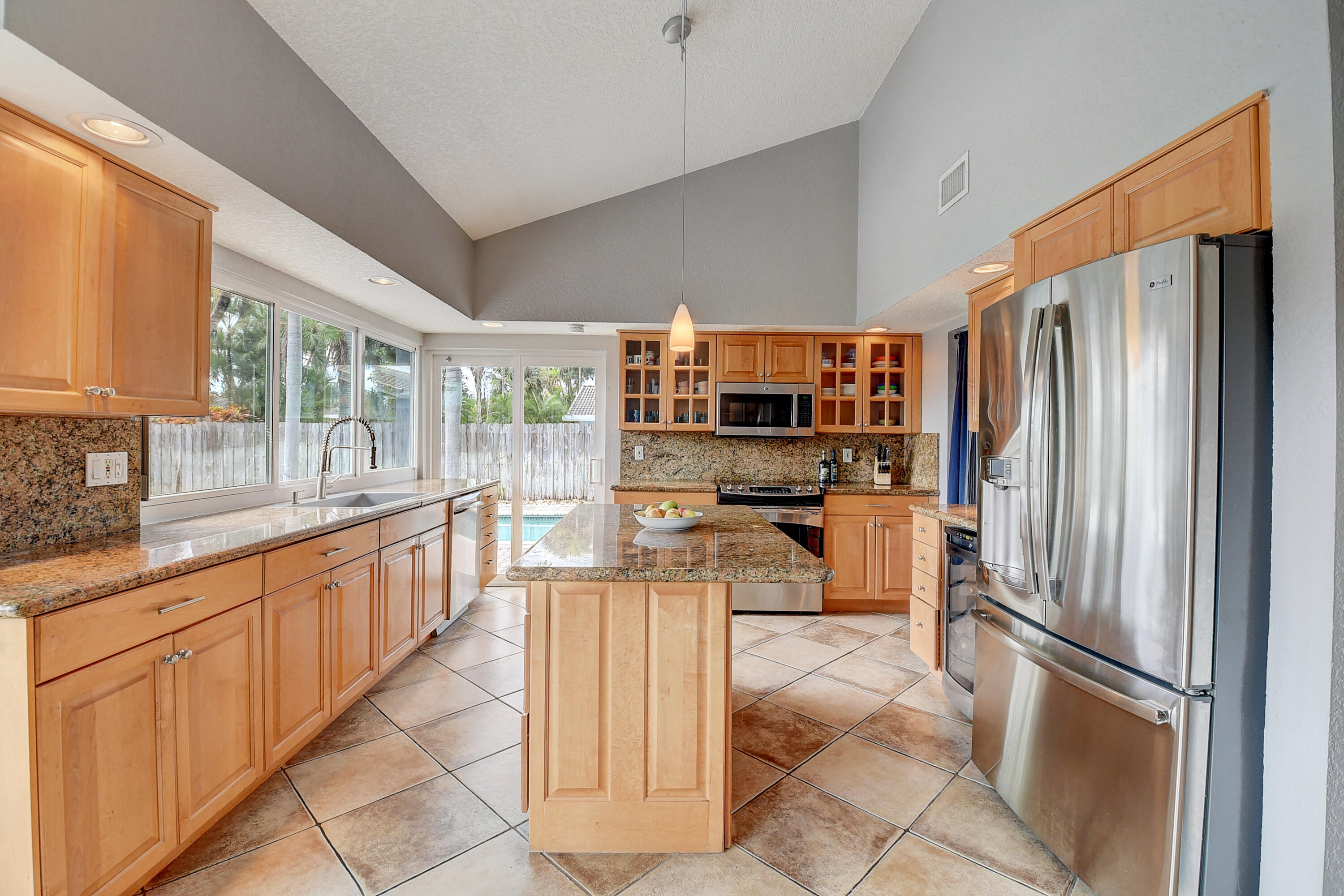 1424 Southwest 13th Street Boca Raton, FL 33486 - Photo 7 of 35 Kitchen