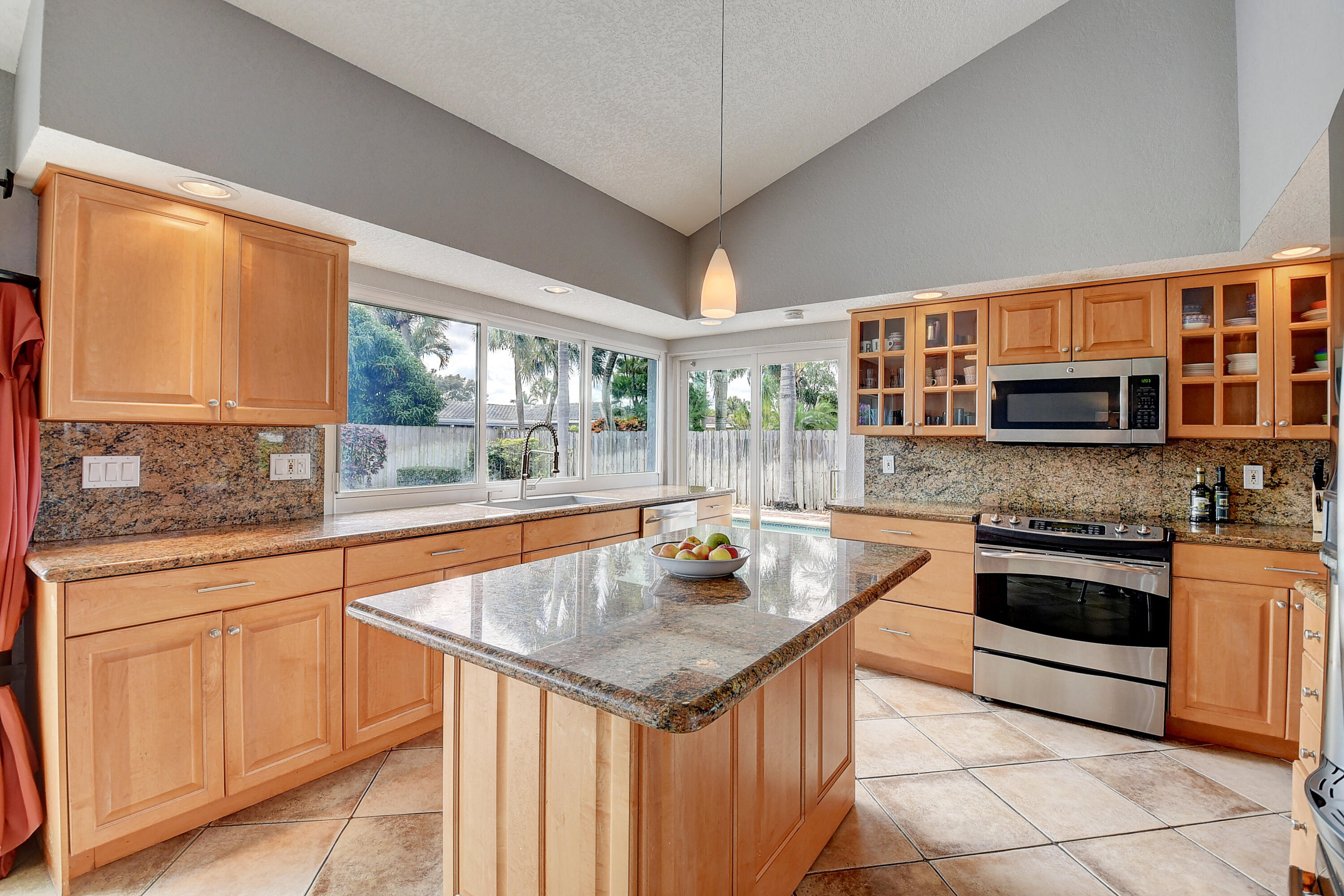 1424 Southwest 13th Street Boca Raton, FL 33486 - Photo 8 of 35 Kitchen