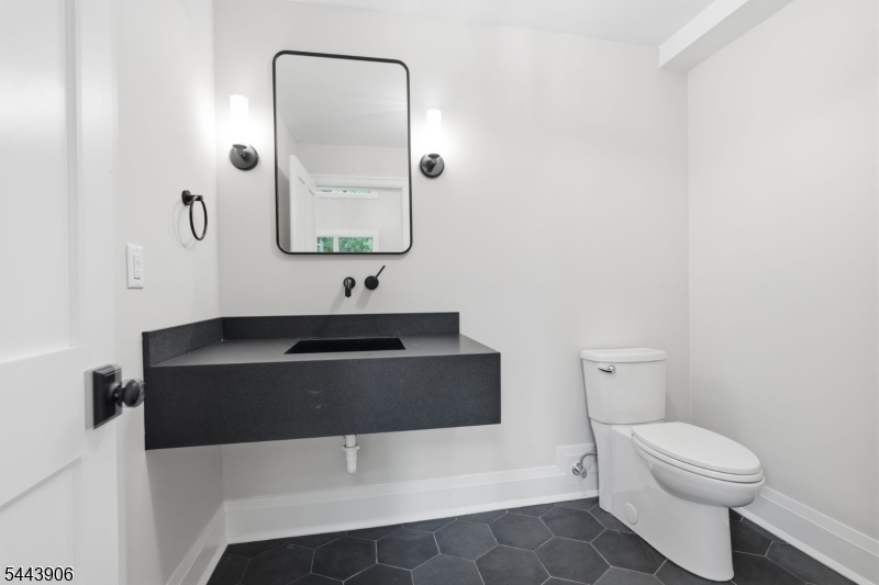 180 Round Top Road Bernardsville, NJ 07924 - Photo 10 of 50