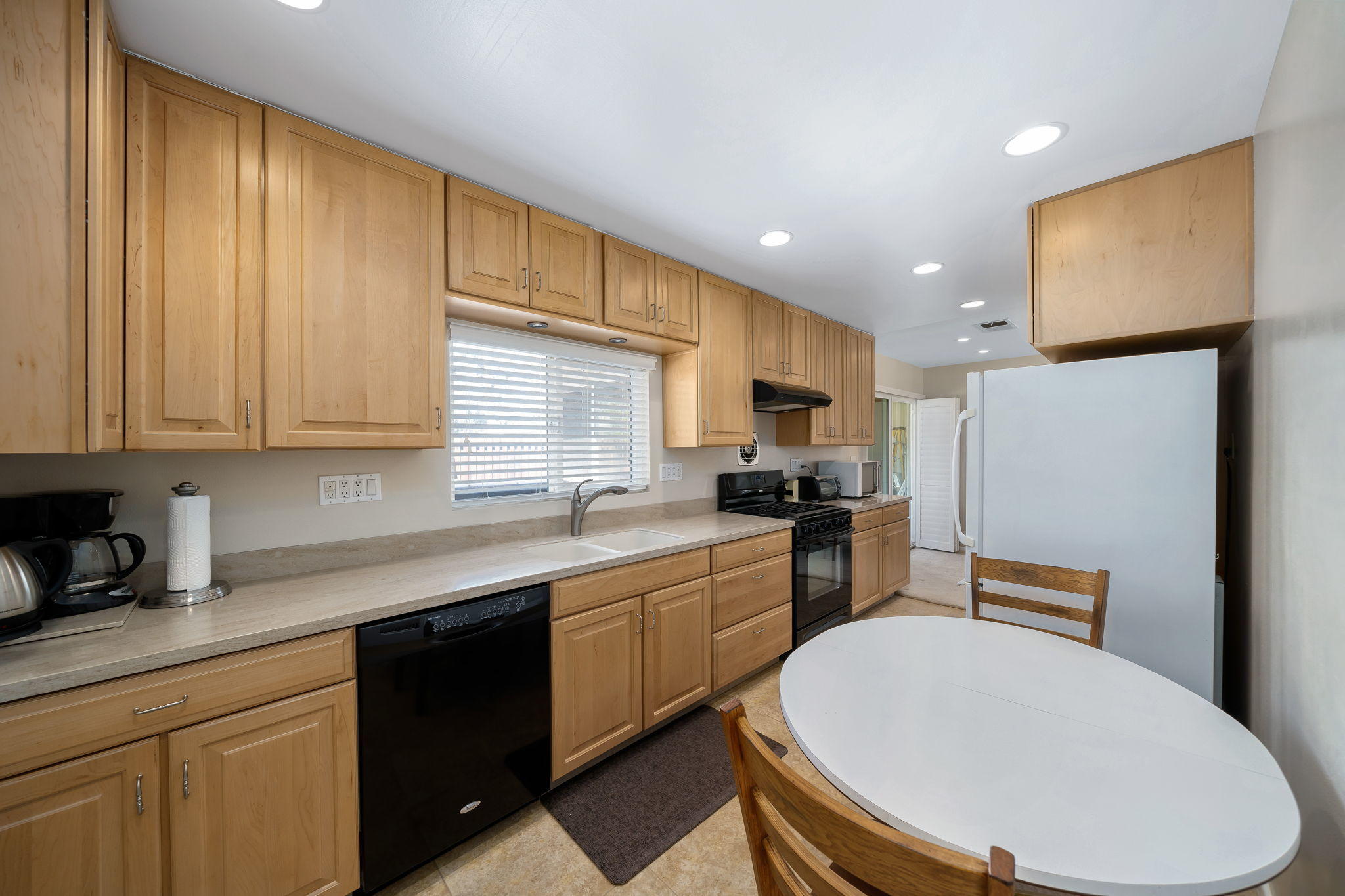 70100 Chappel Road Rancho Mirage, CA 92270 - Photo 4 of 13 17-web-or-mls-BSChappel0321_017