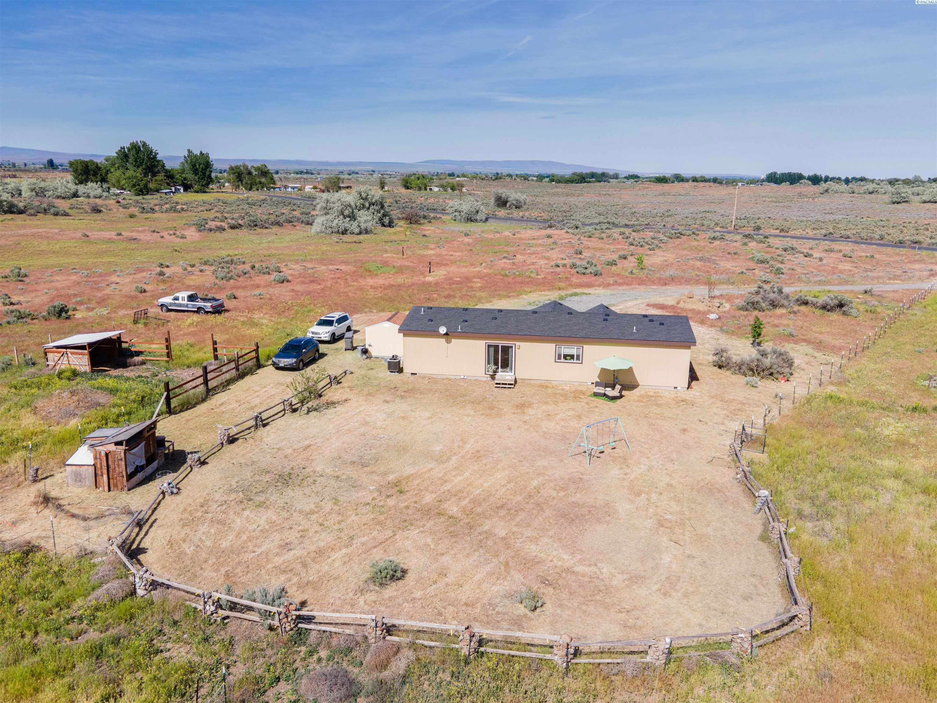 7904 South Griffin Road Prosser, WA 99350 - Photo 32 of 35 Gallery Image 32