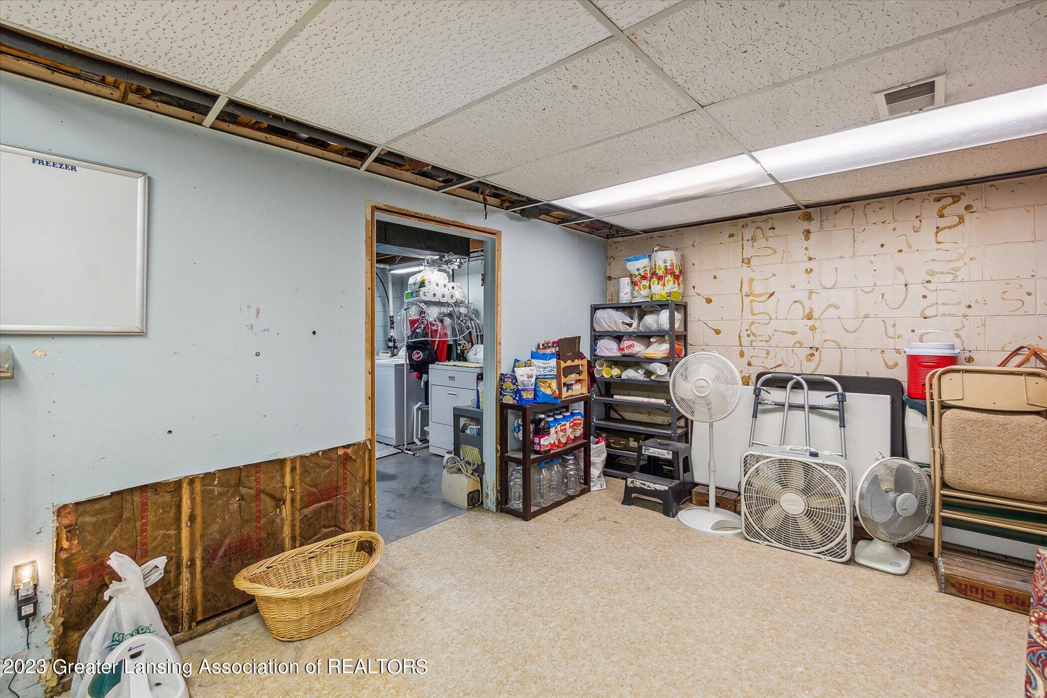 1238 Otto Road Charlotte, MI 48813 - Photo 39 of 46 41-1238-Otto-Rd-Charlotte-MI-48813-Windo
