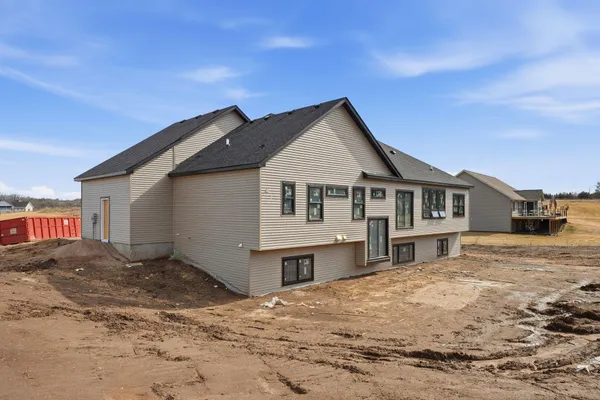 $814,900 | 376 Moelter Lane, Hudson, WI 54016