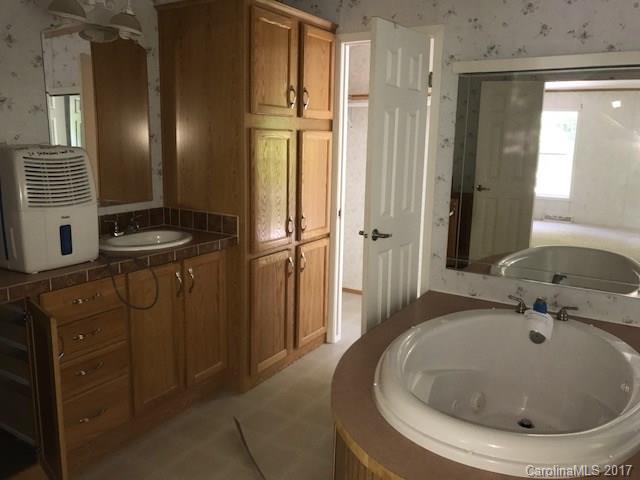 20 Sassafras Valley Road Swannanoa, NC 28778 - Photo 14 of 17 Gallery Image 14