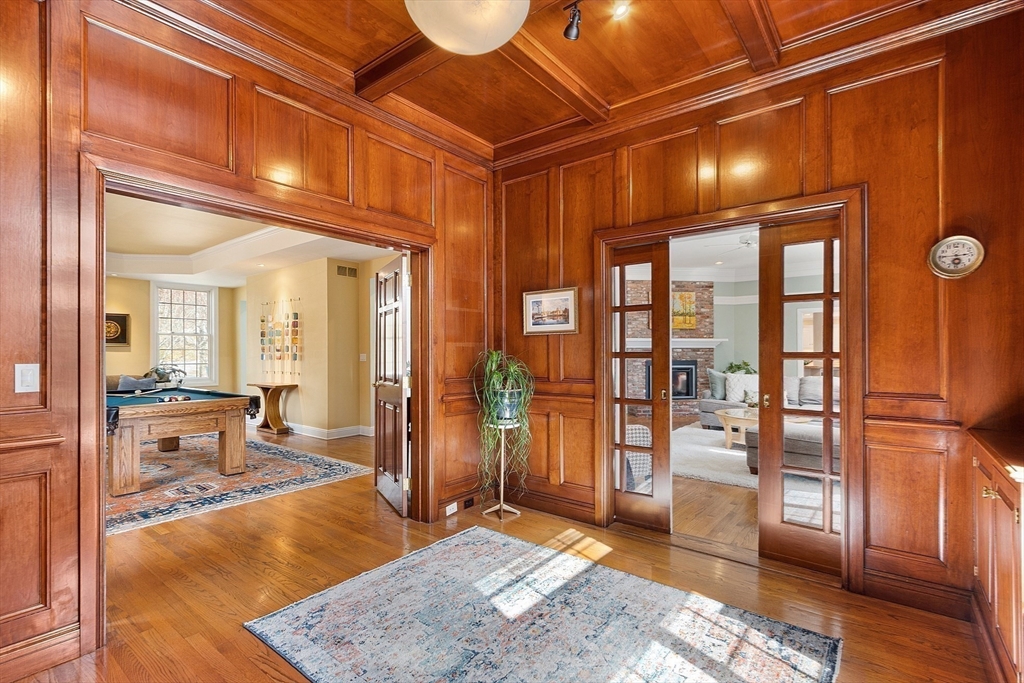 336 Lexington Road Concord, MA 01742 - Photo 14 of 41 a view of an entryway