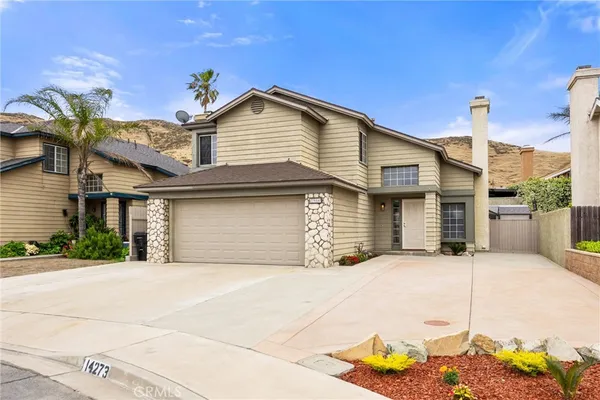 $569,999 | 14273 Elizabeth Court, Fontana, CA 92337