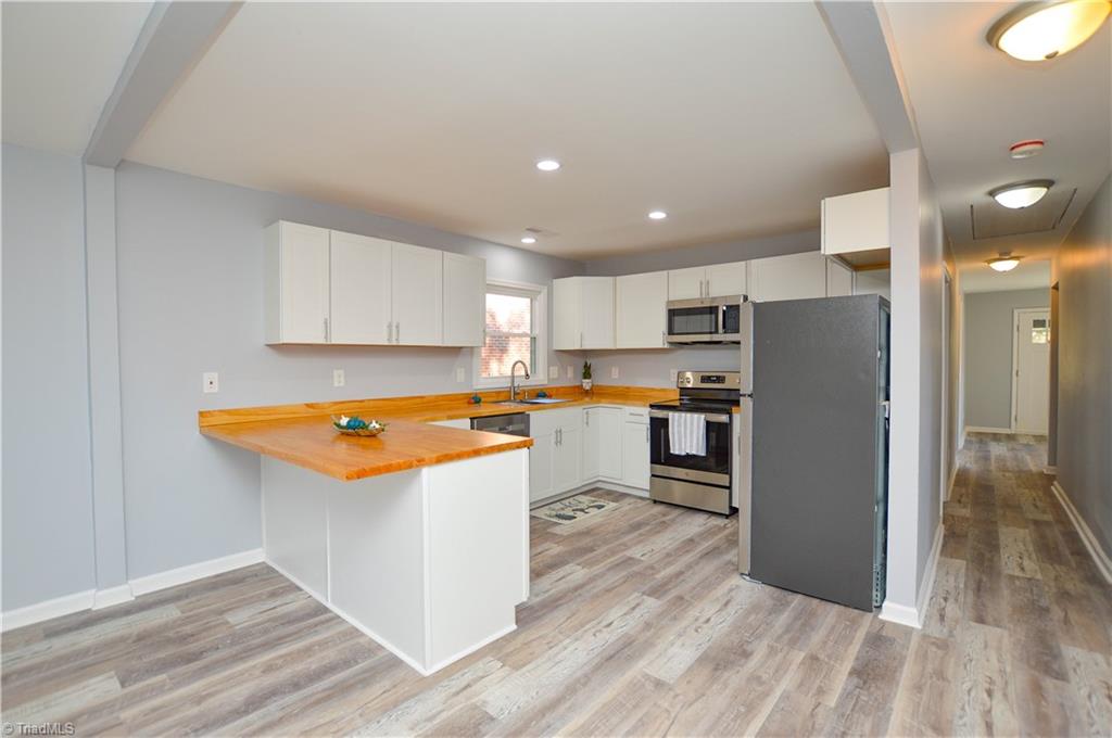 3546 Shaw Road Winston-Salem, NC 27105 - Photo 8 of 31