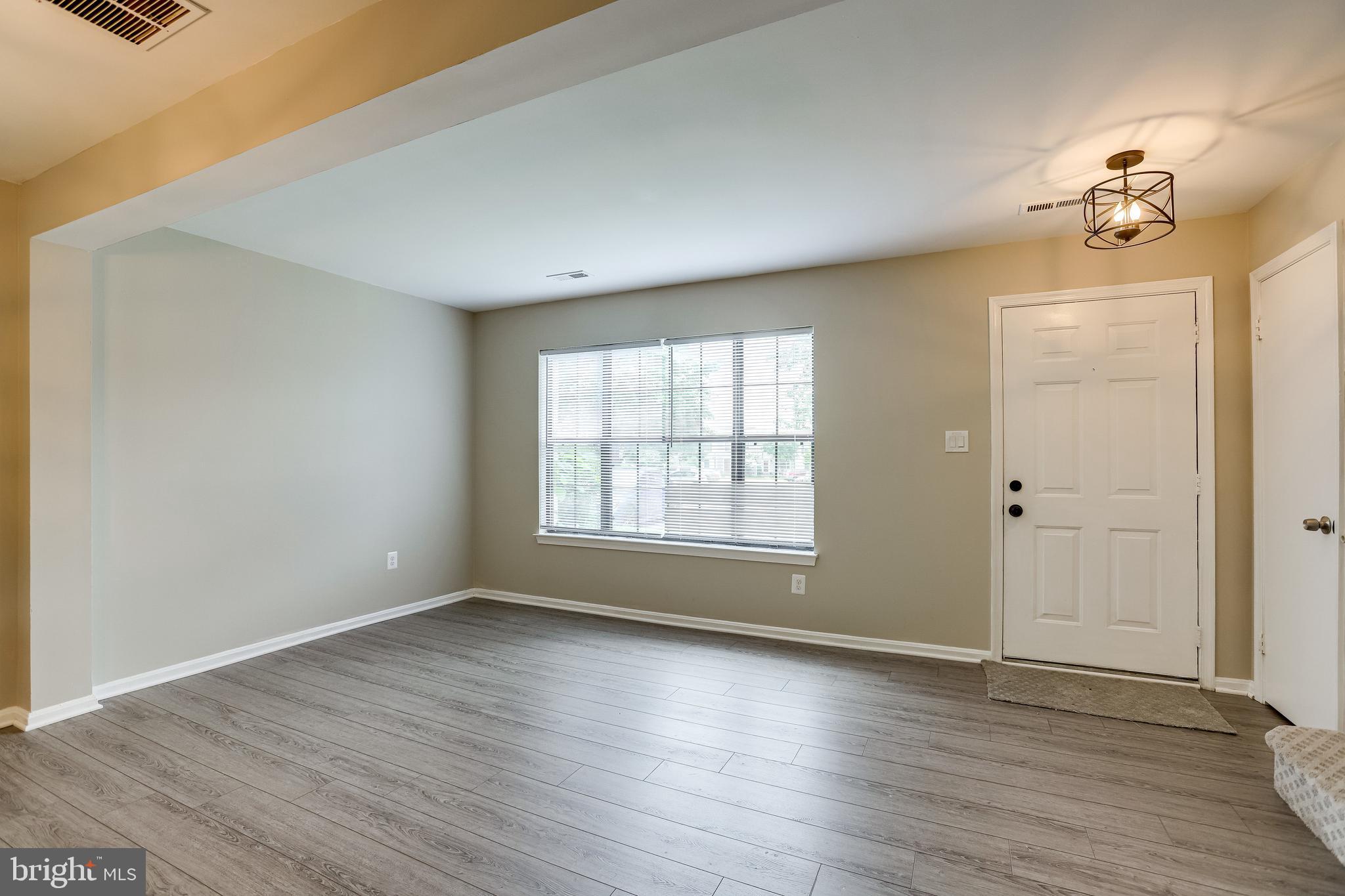 14995 Cheyenne Way Haymarket, VA 20169 - Photo 7 of 33